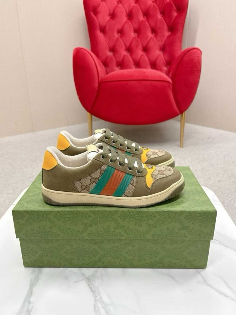 Aurora Custom StudioGucci Screener GG Supreme Sneakers