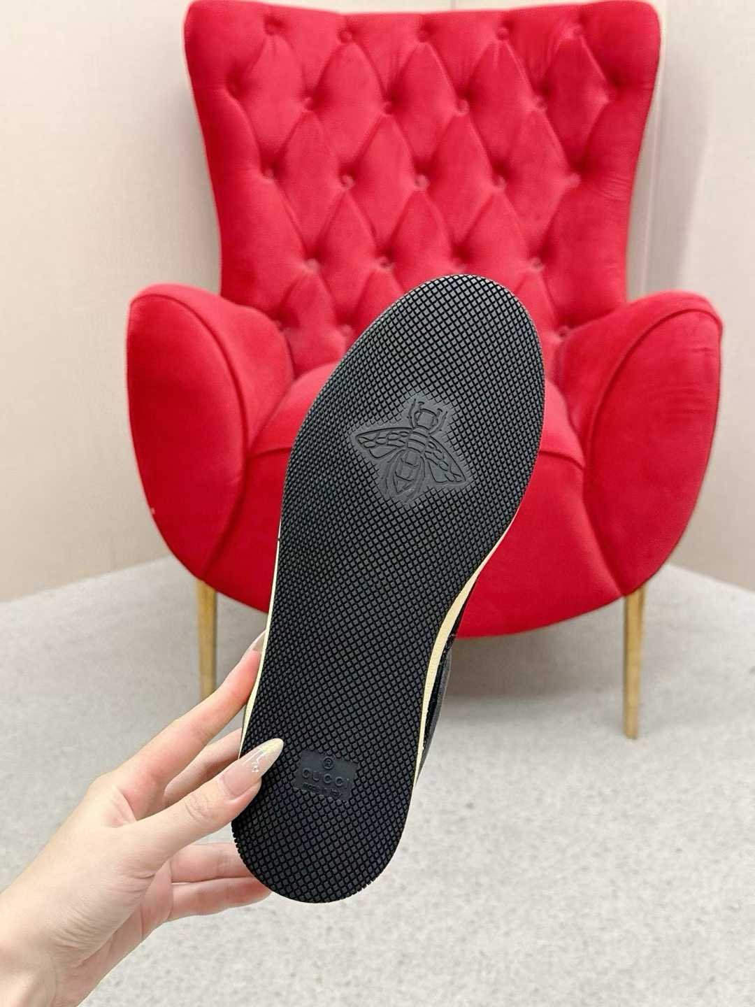 Aurora Custom StudioGucci Screener GG Supreme Sneakers - Image 8