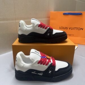 Aurora Custom L v trainer High-end boutique