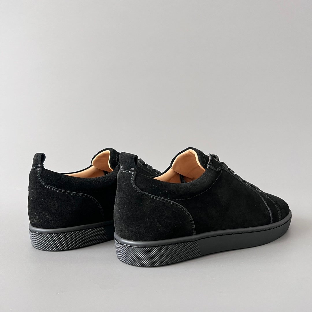 Aurora Custom Christian Louboutin Louis Junior Spikes low-top sneakers in black.Top-tier cutting-edge batch of high-quality goods - Image 5