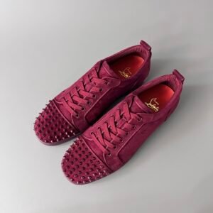 Aurora Custom Christian Louboutin Louis Junior Spikes studded low-top sneakers in burgundy Top-tier cutting-edge batch of high-quality goods