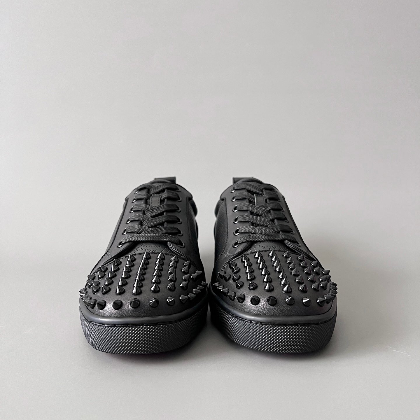Aurora Custom Christian Louboutin Louis Junior Spikes 'Graphic Black' CL Louis Junior series black geometric embossed stud sneakers Top-tier cutting-edge batch of high-quality goods - Image 2