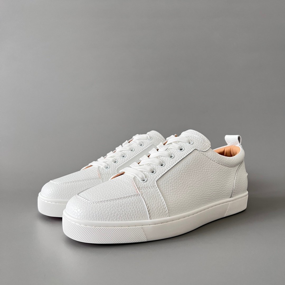 AuroraCustom Christian Louboutin Louis Junior "White Pebbled" Leather SneakerCL Louis Junior Series White Pebbled Leather Classic Sneakers