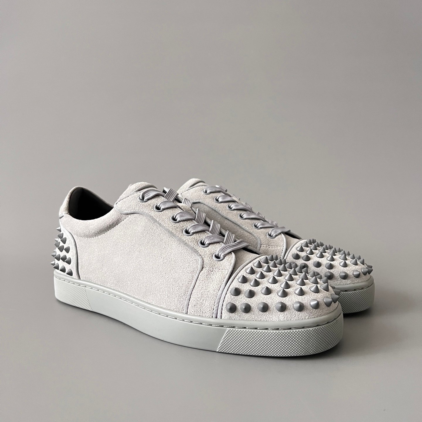 AuroraCustom Christian Louboutin Louis Junior Spikes 'Stone Grey' Suede CL Louis Junior Series Rock Grey Suede Studded Sneakers - Image 3