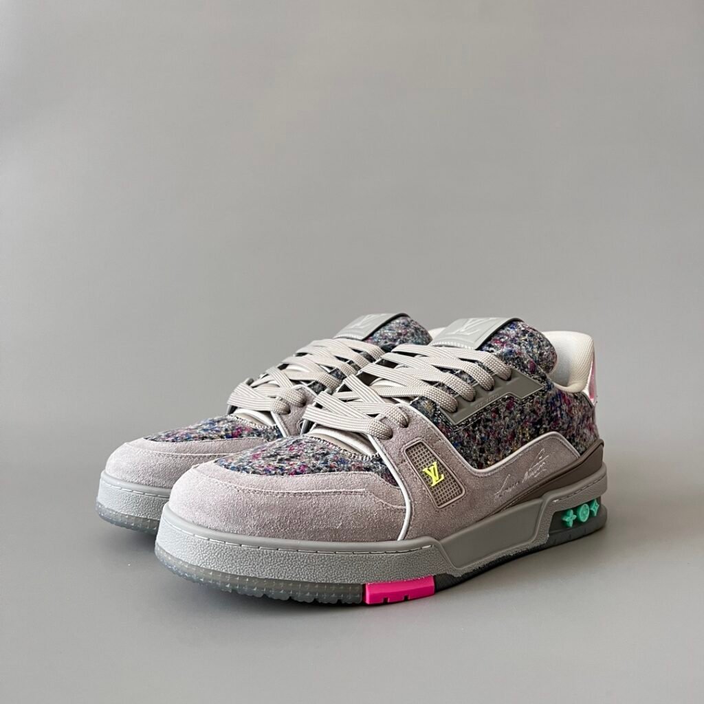 Aurora Custom Louis Vuitton Trainer "Grey Tweed Art" (1:1 Deconstructed)