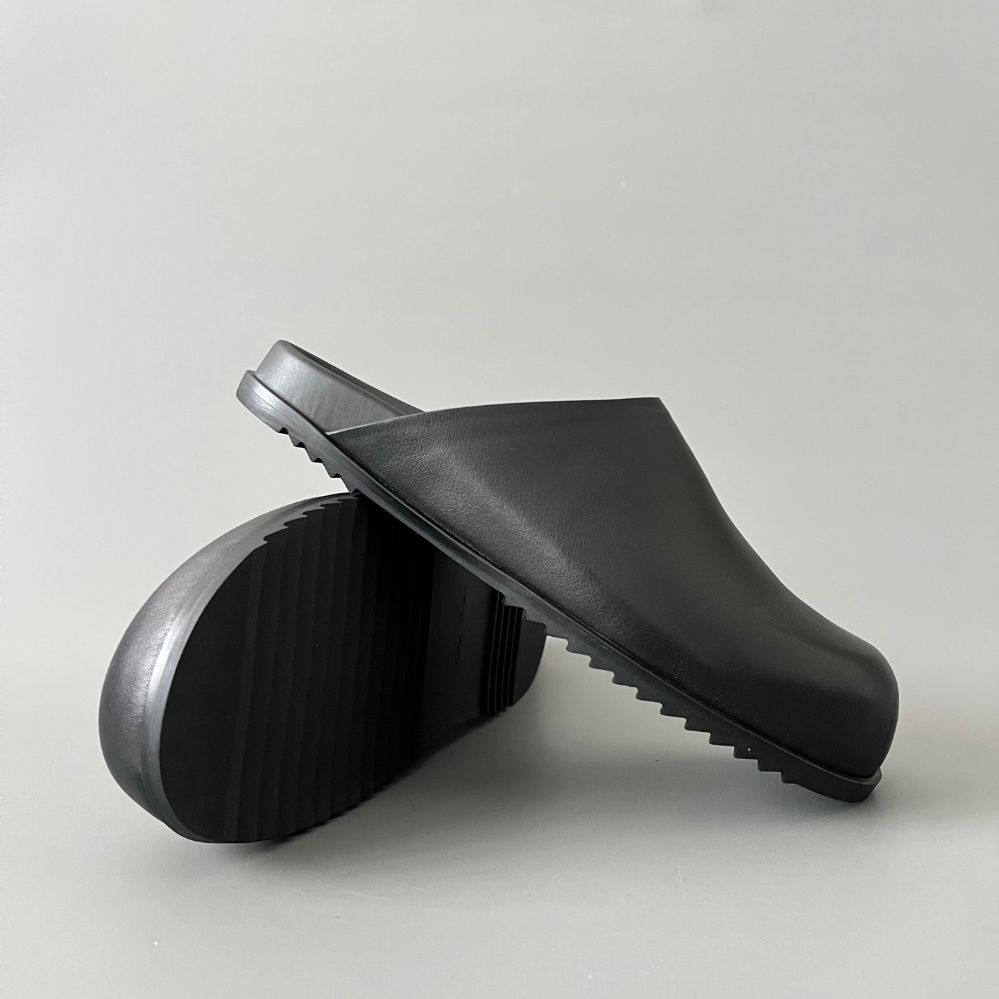Aurora Custom Rick Owens Mainline Leather Sabot Clogs - Triple Black Avant-Garde Mules (1:1 Deconstructed) - Image 7