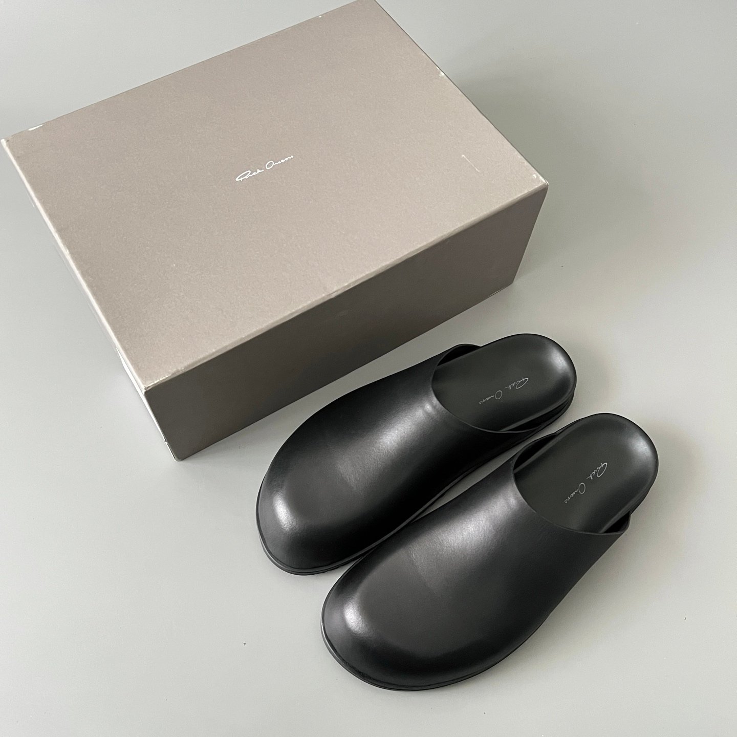 Aurora Custom Rick Owens Mainline Leather Sabot Clogs - Triple Black Avant-Garde Mules (1:1 Deconstructed) - Image 9