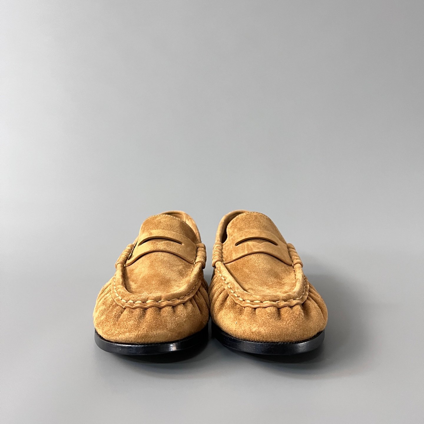 AuroraCustom Saint Laurent Penny Series Velvet Suede Ruched Loafers (Classic Camel Suede & Hand-Stitch Genuine Leather Sole Edition) - Image 2