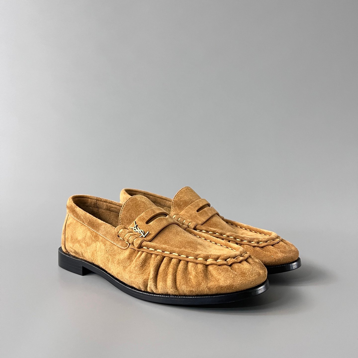 AuroraCustom Saint Laurent Penny Series Velvet Suede Ruched Loafers (Classic Camel Suede & Hand-Stitch Genuine Leather Sole Edition) - Image 3