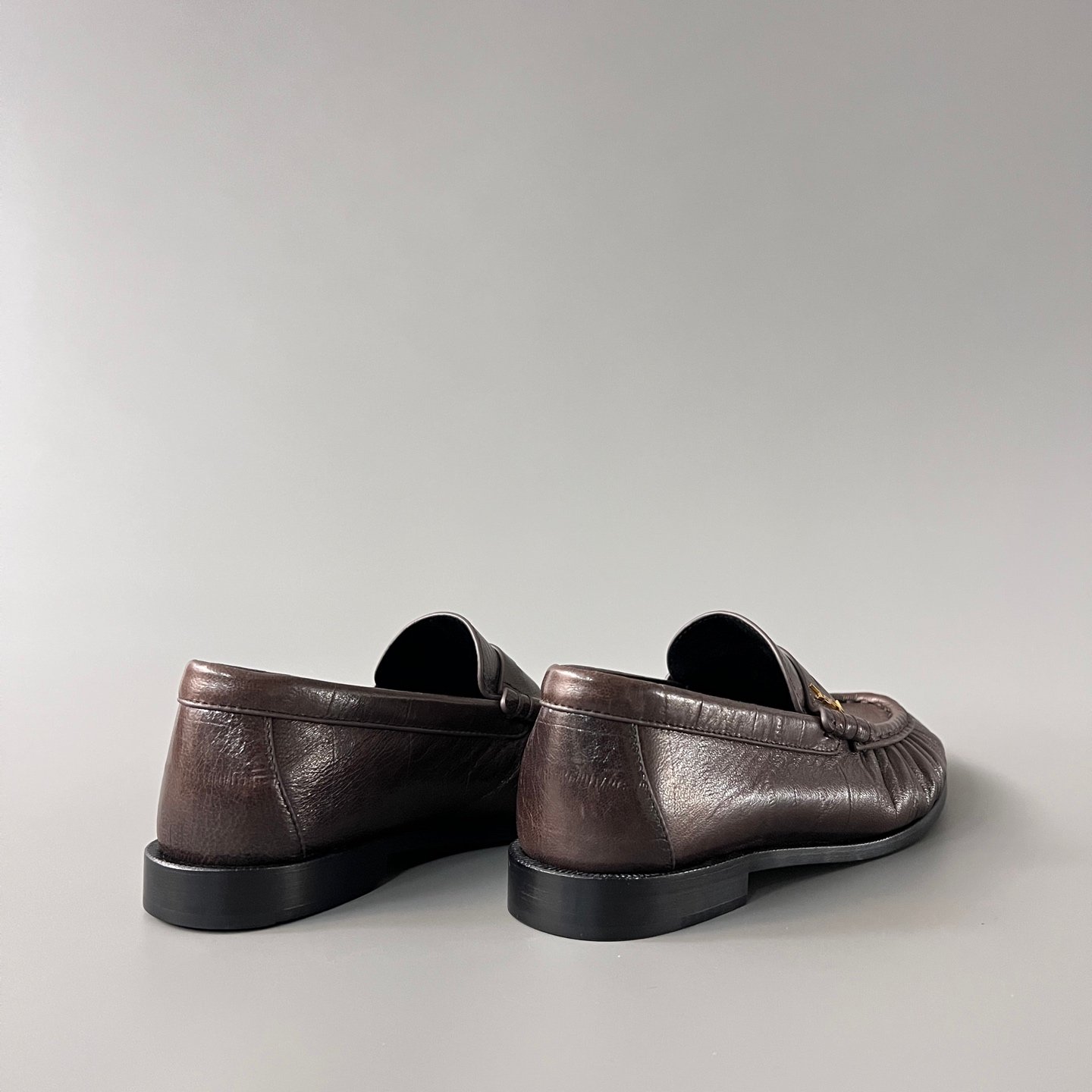 AuroraCustom Saint Laurent Penny Series Grained Leather Ruched Loafers (Classic Earthy Espresso Brown & Hand-Stitch Genuine Leather Sole Edition) - Image 4
