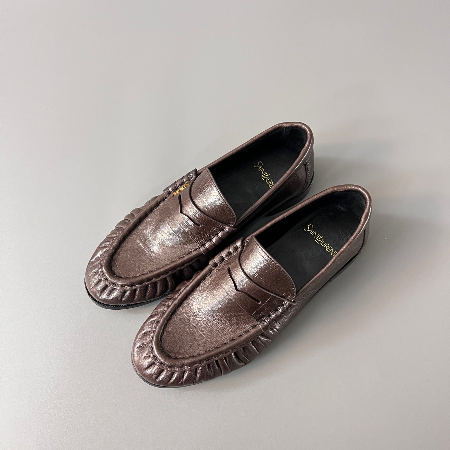 AuroraCustom Saint Laurent Penny Series Grained Leather Ruched Loafers (Classic Earthy Espresso Brown & Hand-Stitch Genuine Leather Sole Edition) - Image 8