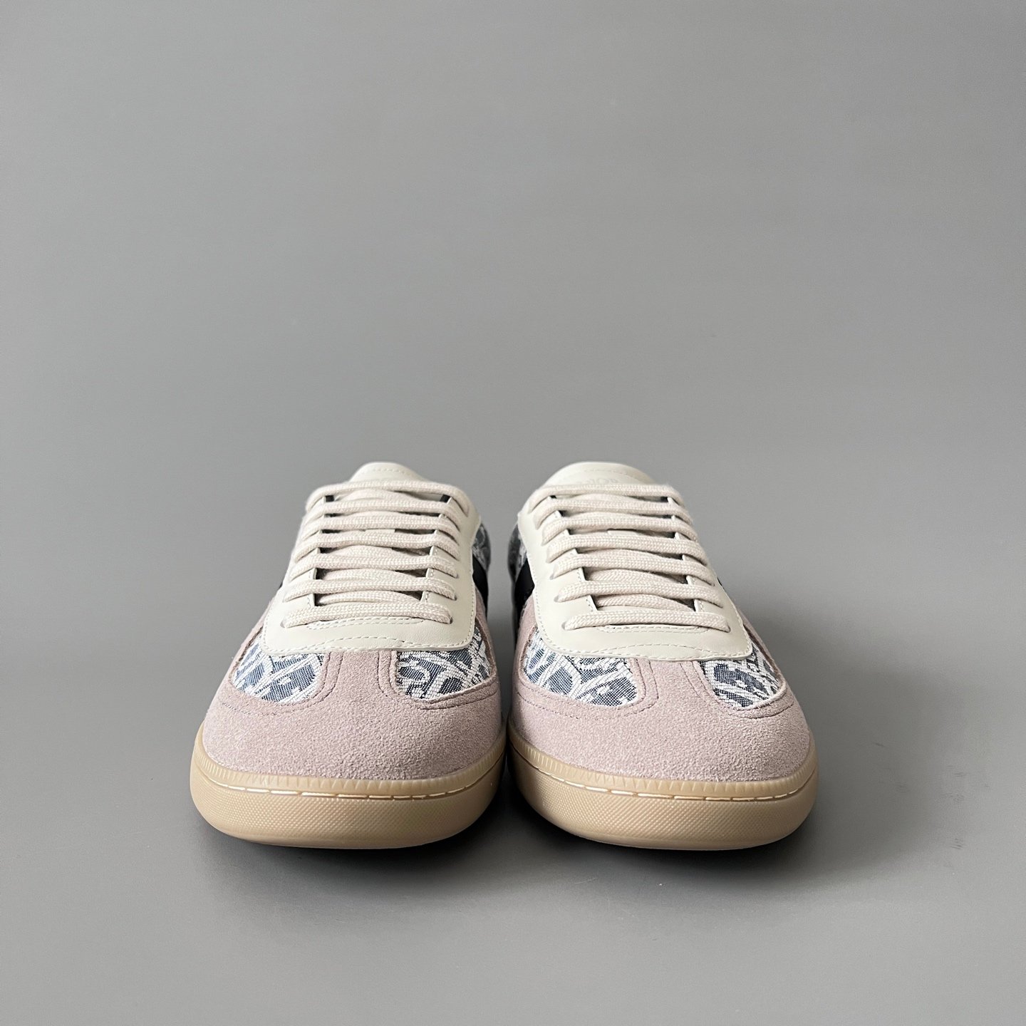 AuroraCustom Dior B01 Matchpoint Series Cream White Leather & Oblique Canvas Grey Suede Retro Luxury Court Sneaker (Unisex Edition) - Image 2