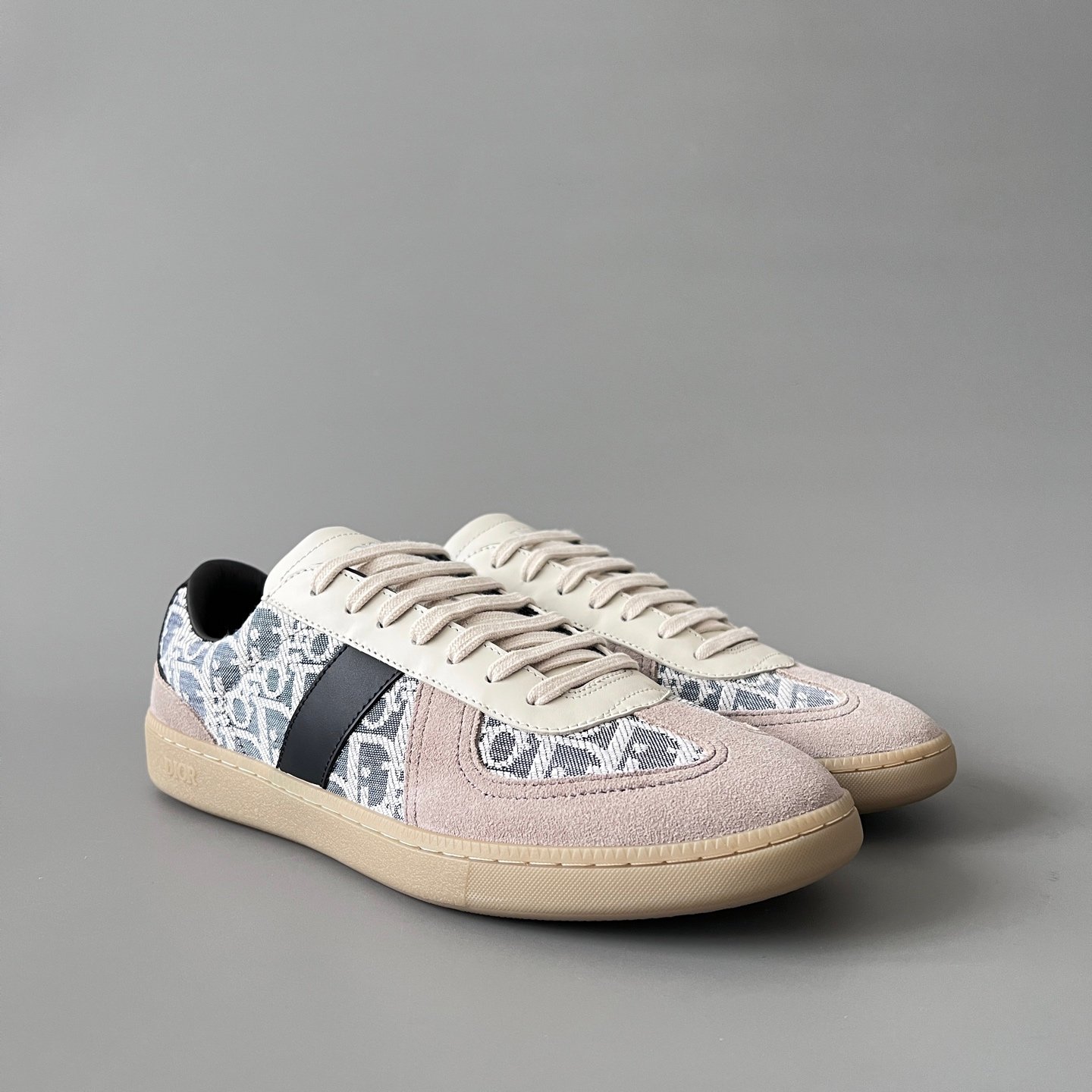 AuroraCustom Dior B01 Matchpoint Series Cream White Leather & Oblique Canvas Grey Suede Retro Luxury Court Sneaker (Unisex Edition) - Image 3
