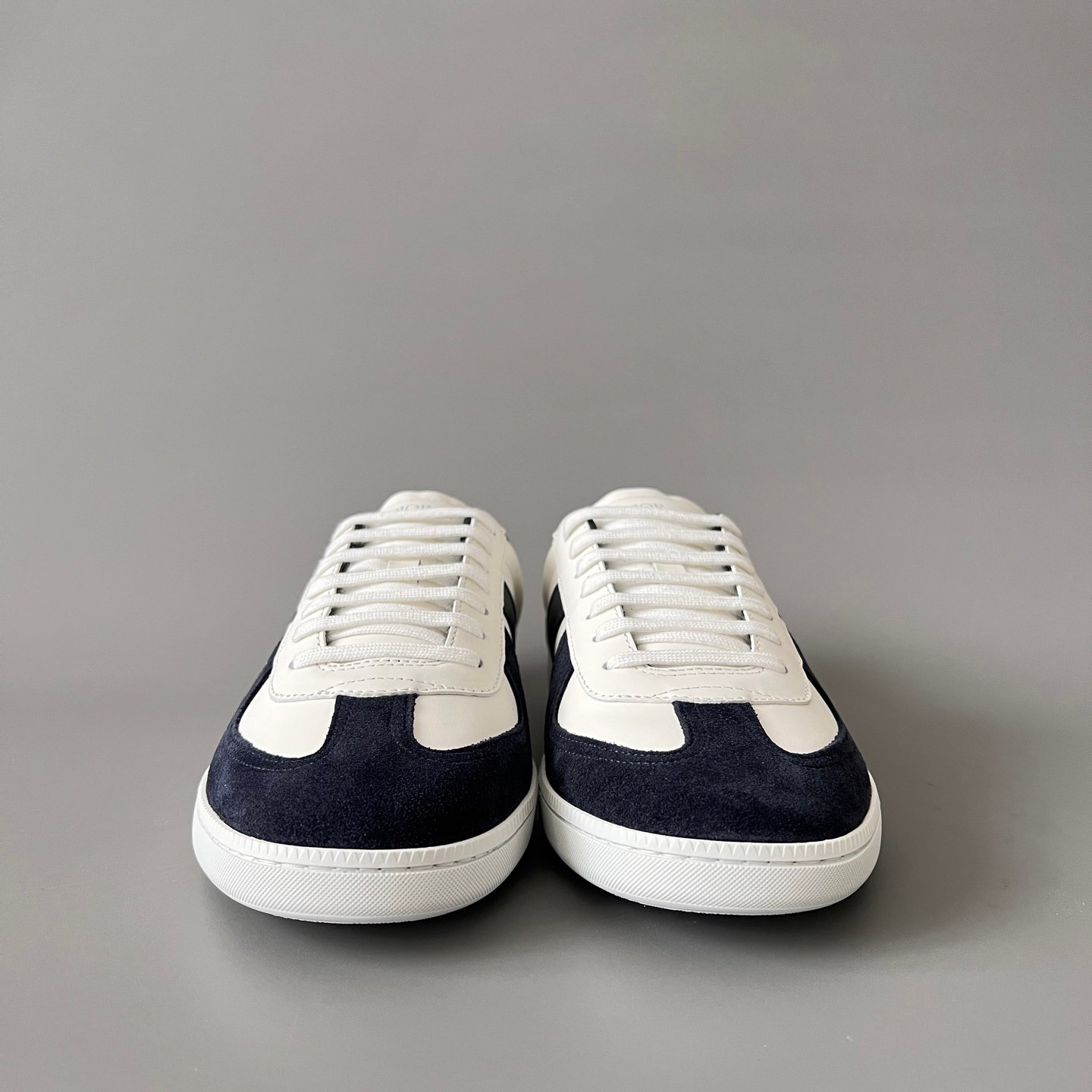 AuroraCustom Dior B01 Matchpoint Series Cream White Leather & Dark Navy Suede Retro Luxury Court Sneaker (Unisex Edition) - Image 2