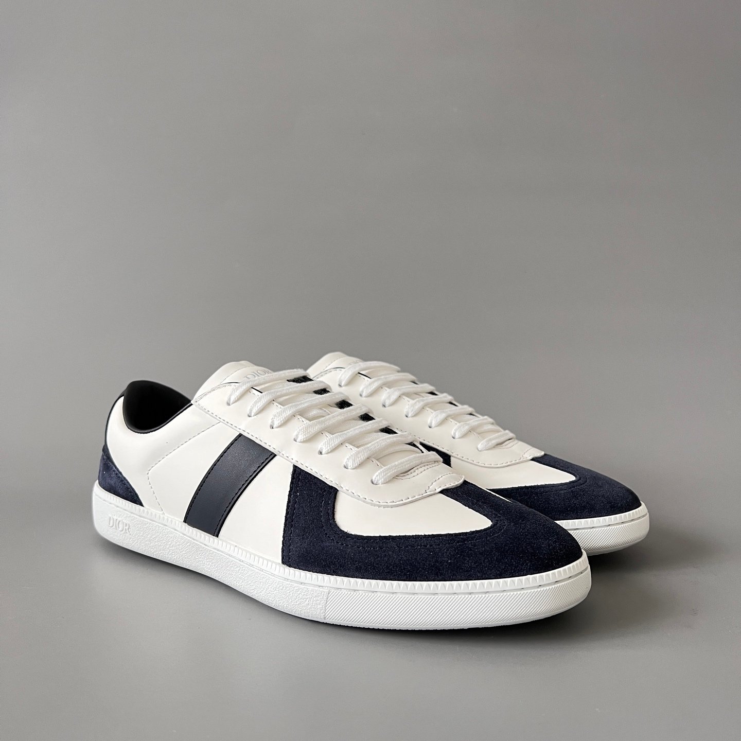AuroraCustom Dior B01 Matchpoint Series Cream White Leather & Dark Navy Suede Retro Luxury Court Sneaker (Unisex Edition) - Image 3