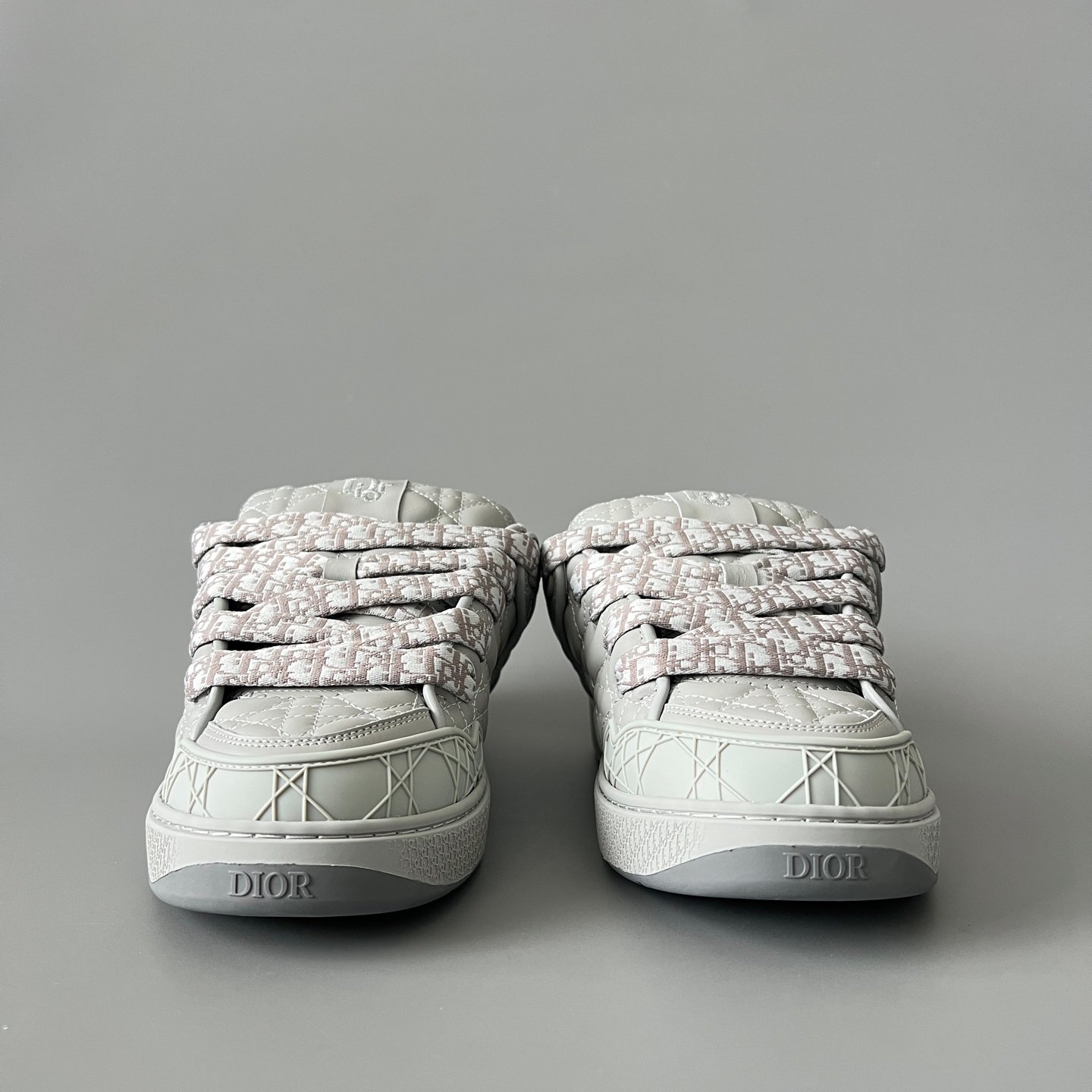 AuroraCustom Dior B9S Series Light Grey Leather & Cannage Quilted Luxury Skate Chunky Sneaker (Men's Edition) - Image 2