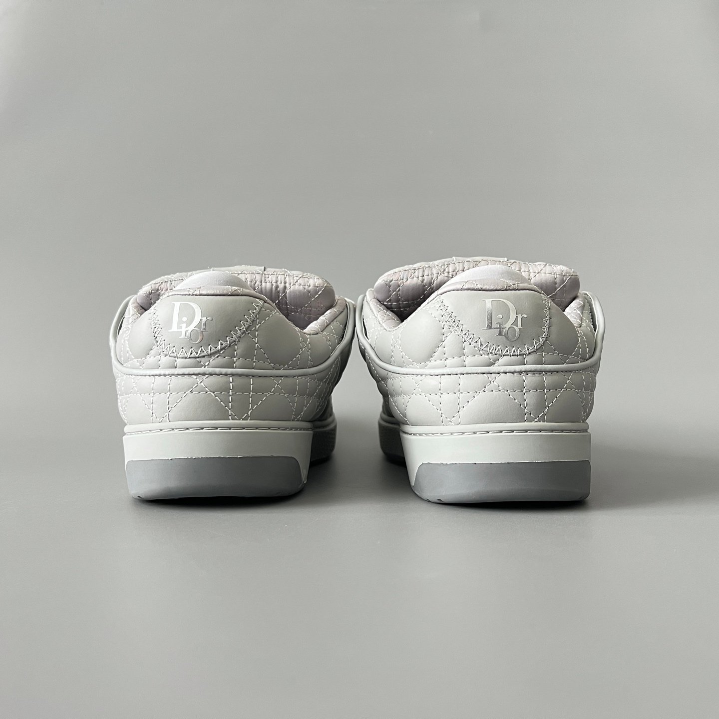 AuroraCustom Dior B9S Series Light Grey Leather & Cannage Quilted Luxury Skate Chunky Sneaker (Men's Edition) - Image 5