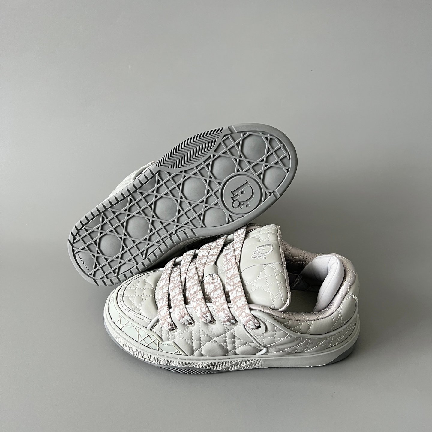 AuroraCustom Dior B9S Series Light Grey Leather & Cannage Quilted Luxury Skate Chunky Sneaker (Men's Edition) - Image 6