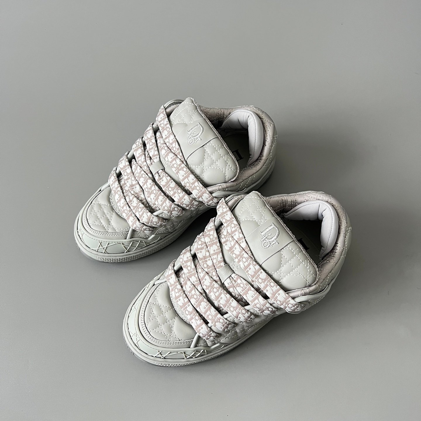 AuroraCustom Dior B9S Series Light Grey Leather & Cannage Quilted Luxury Skate Chunky Sneaker (Men's Edition) - Image 8