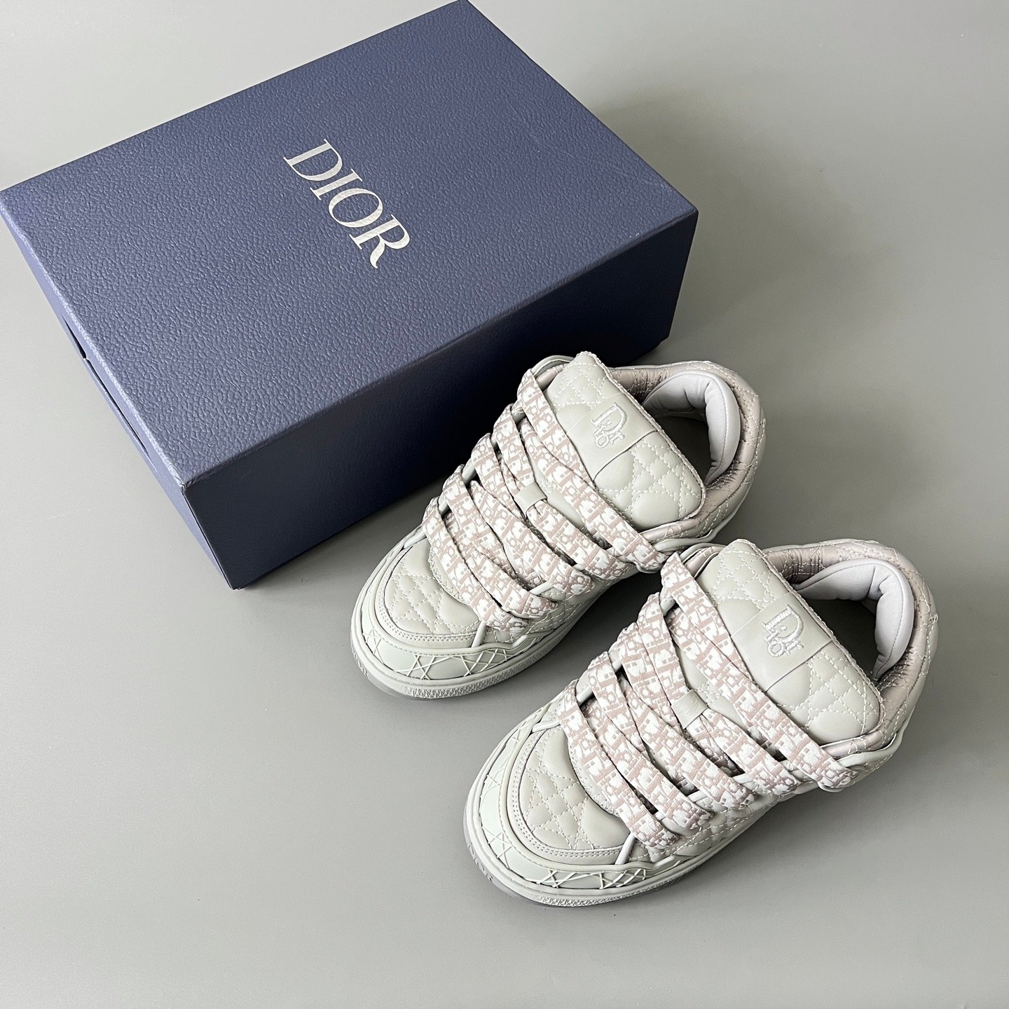 AuroraCustom Dior B9S Series Light Grey Leather & Cannage Quilted Luxury Skate Chunky Sneaker (Men's Edition) - Image 9