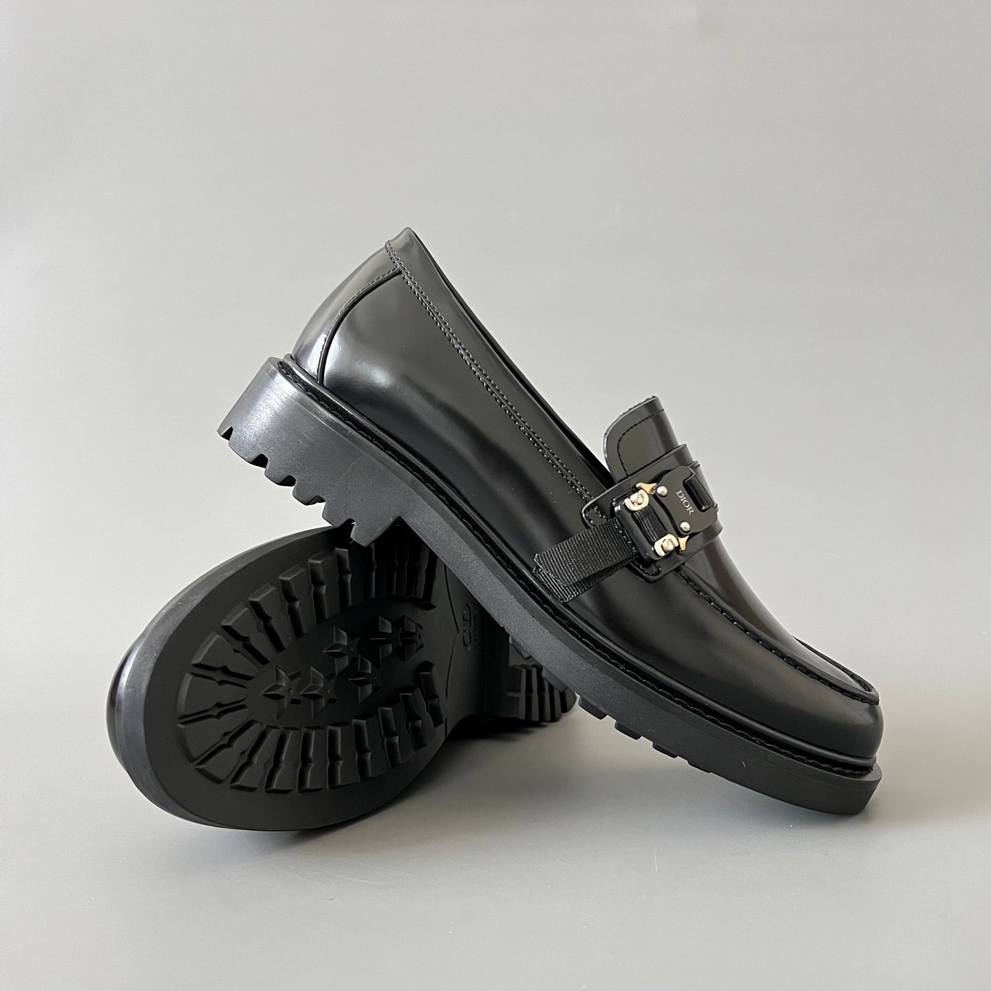 AuroraCustom Dior Explorer Series Matthew Williams Alyx Buckle Black Polished Calfskin Luxury Loafer Single Shoes (Men's Edition) - Image 7