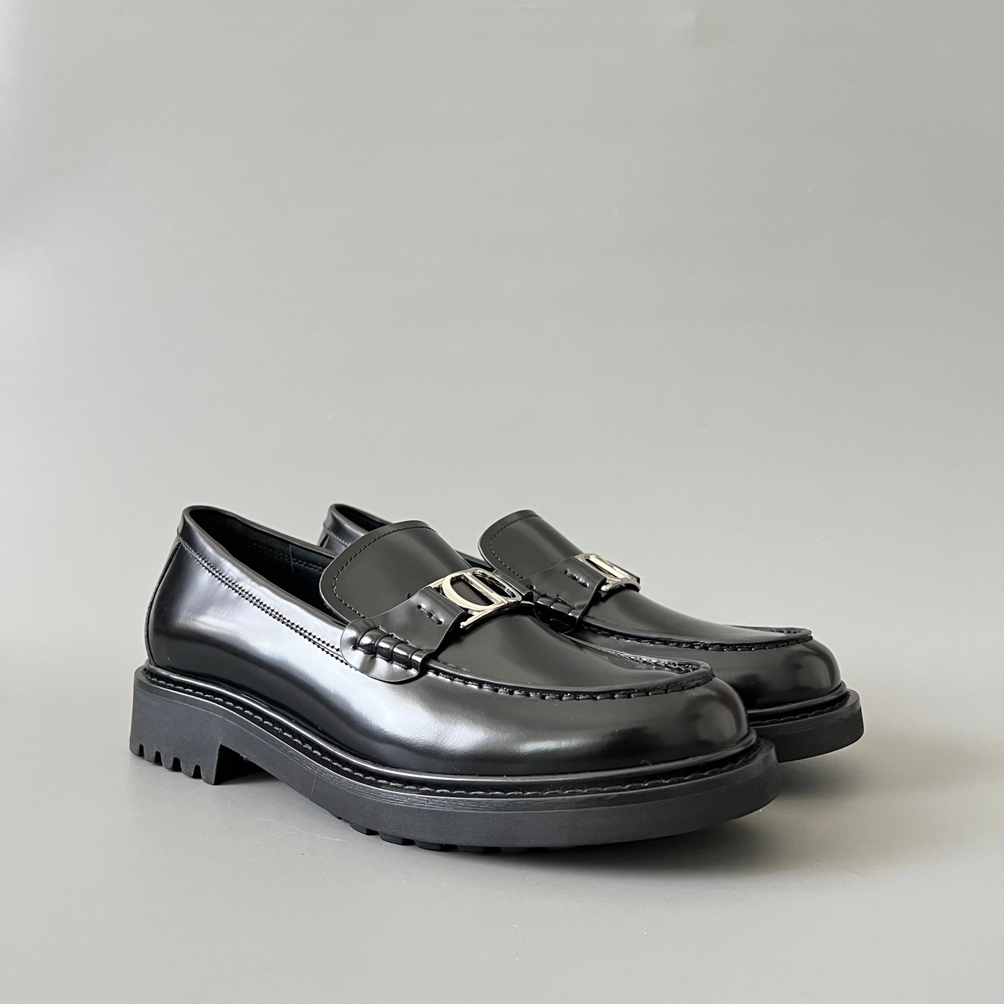 AuroraCustom Dior Explorer Series CD Monogram Signature Buckle Black Polished Calfskin Luxury Loafer Single Shoes (Men's Edition) - Image 3