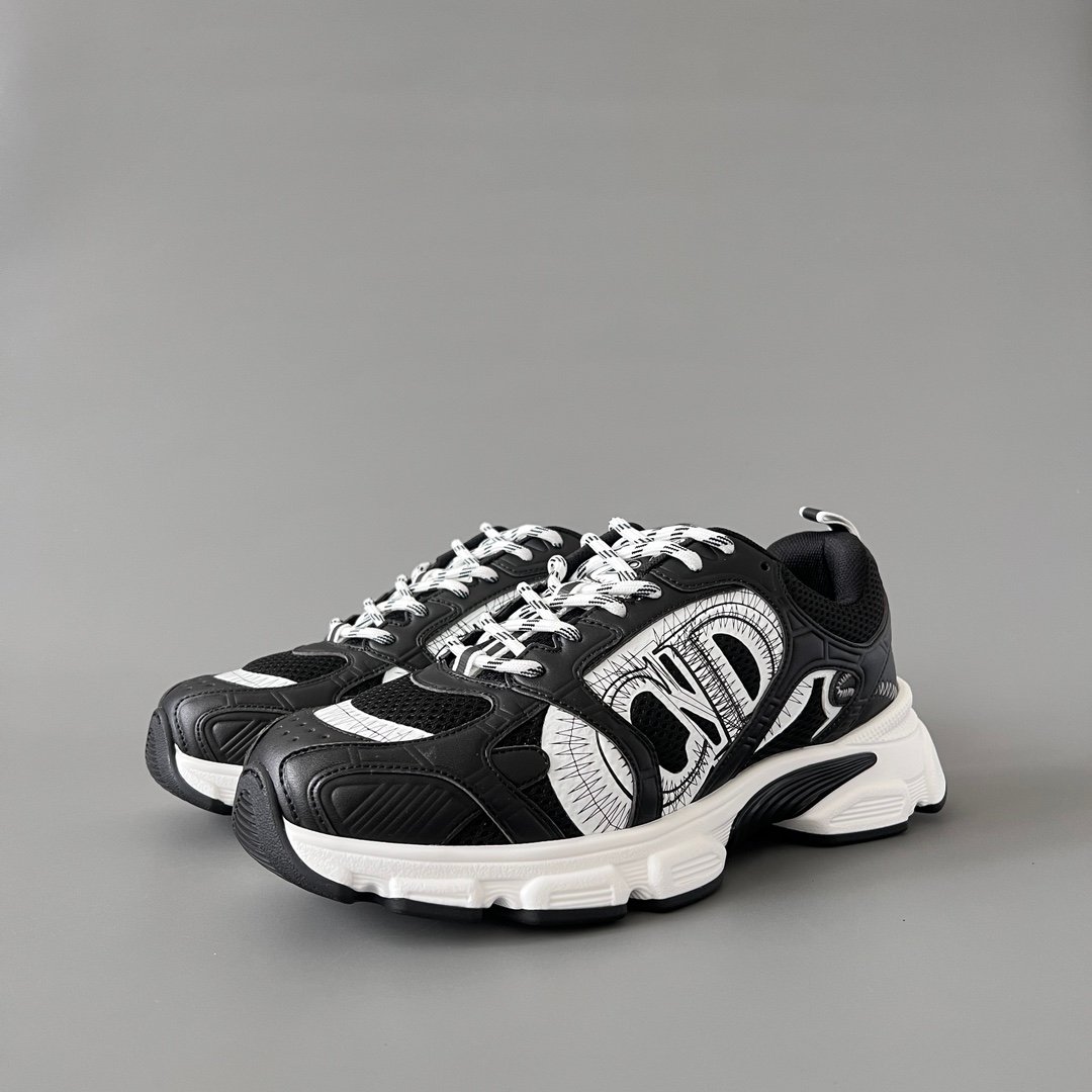 AuroraCustom Dior Chrono Series Core Black & Optic White Technical Mesh Premium Leather Panel Luxury Retro Runner Sneaker (Unisex Edition)