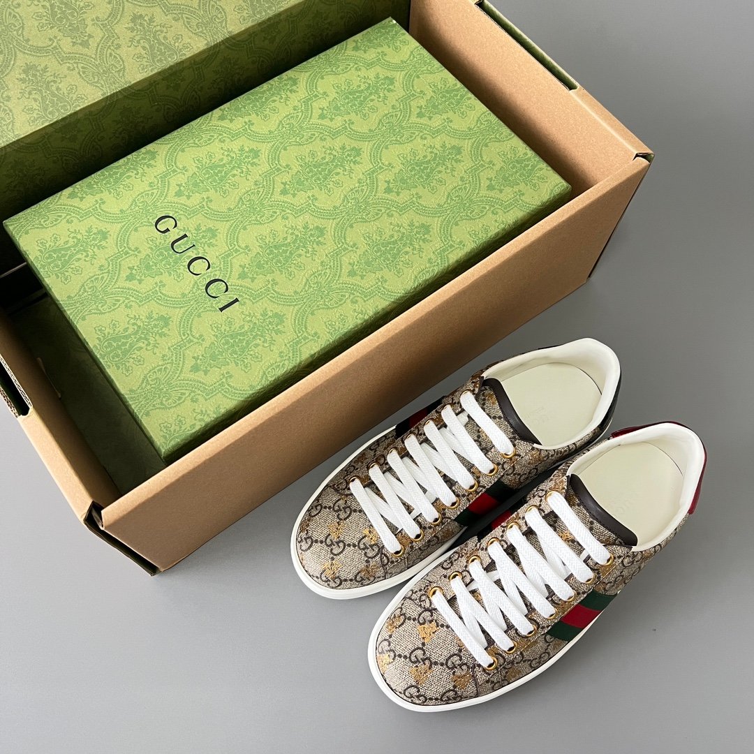 Aurora Custom Gucci Ace Sneaker in GG Supreme Canvas with Gold Bees (Unisex Edition) - Image 9