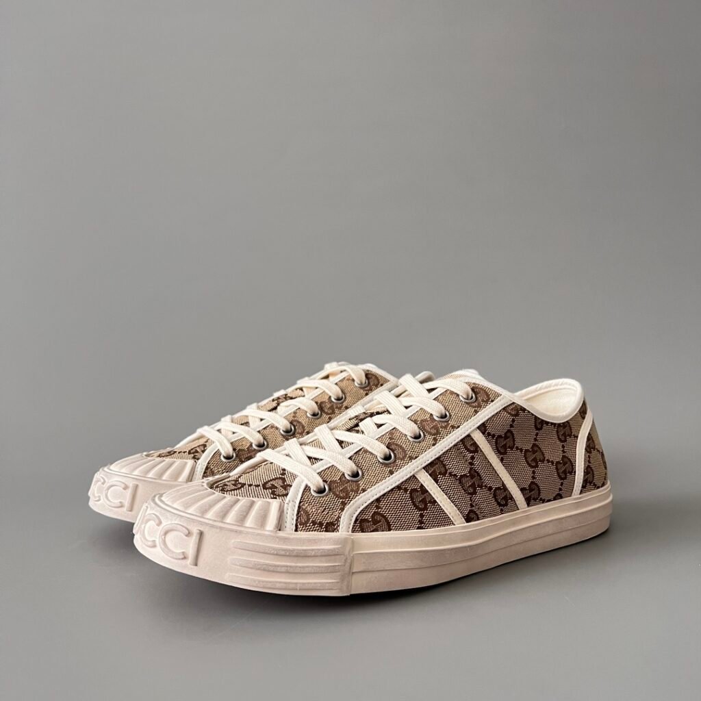 Aurora Custom Gucci Lido GG Supreme Canvas Distressed Low-Top Sneaker