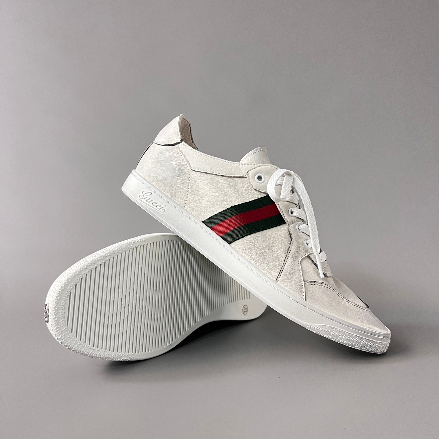 Aurora Custom Gucci La Famiglia Vintage Distressed Low-Top Leather Sneaker (Unisex Edition) - Image 7