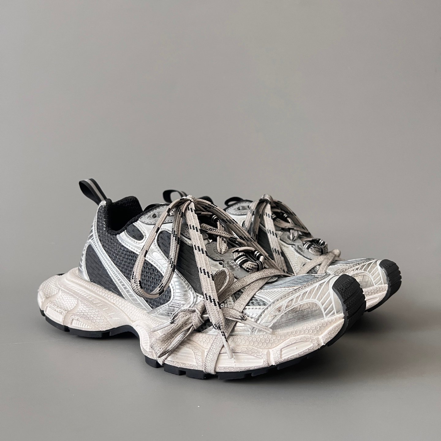 AuroraCustom Balenciaga 3XL Series Metallic Silver & Charcoal Black Vintage Distressed Avant-Garde Luxury Multi-Lace Running Trainer (Unisex Edition) - Image 3