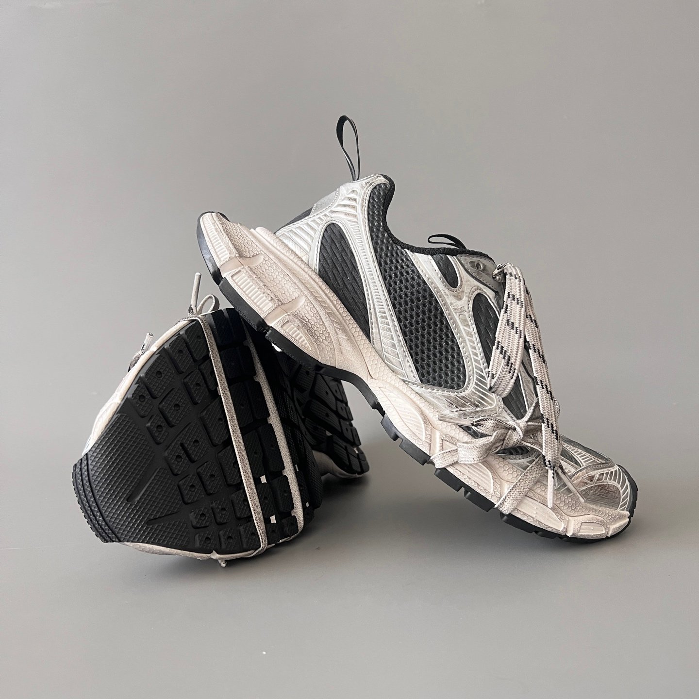 AuroraCustom Balenciaga 3XL Series Metallic Silver & Charcoal Black Vintage Distressed Avant-Garde Luxury Multi-Lace Running Trainer (Unisex Edition) - Image 7