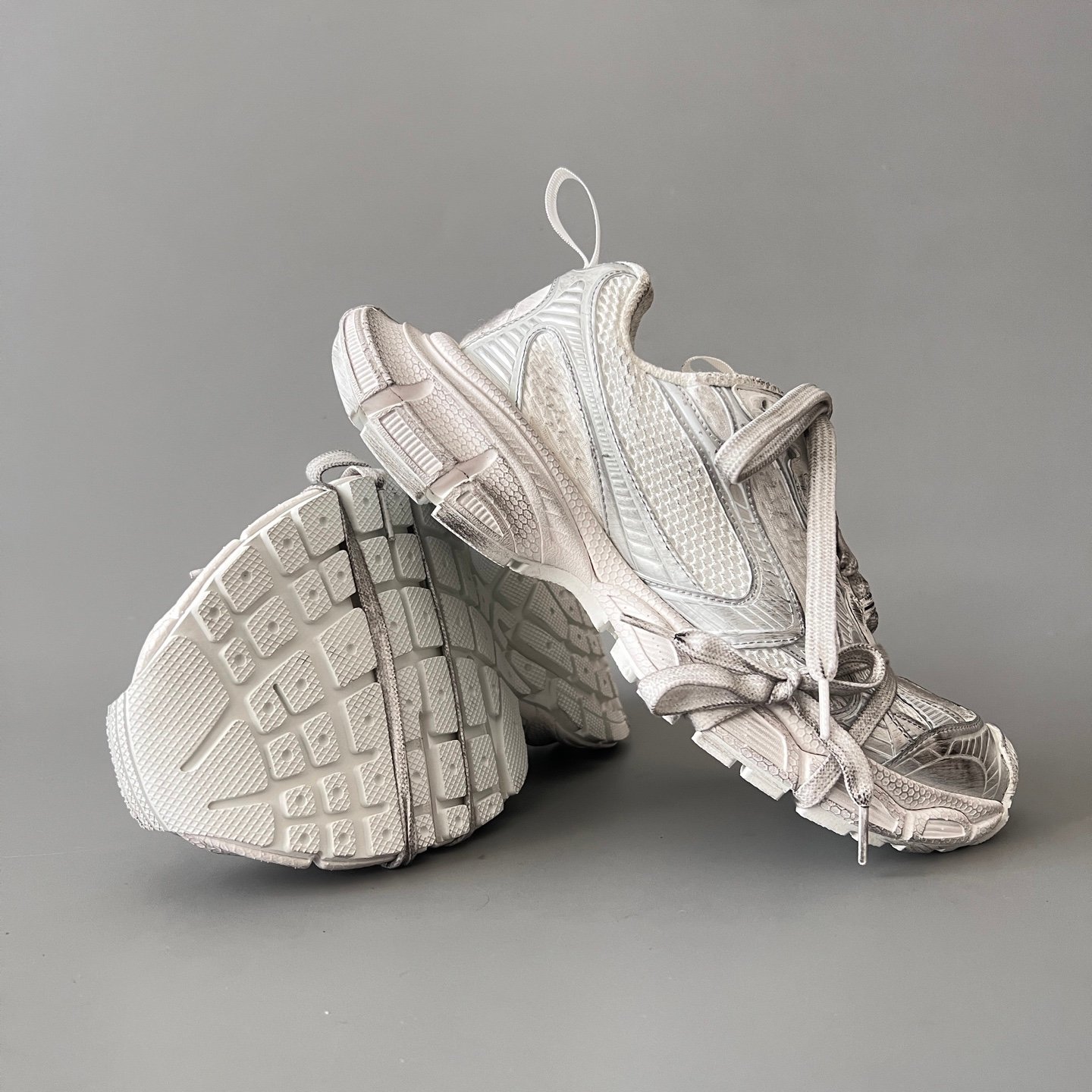 AuroraCustom Balenciaga 3XL Series Off-White & Distressed Grey Vintage Deconstructed Luxury Multi-Lace Running Trainer (Unisex Edition) - Image 7