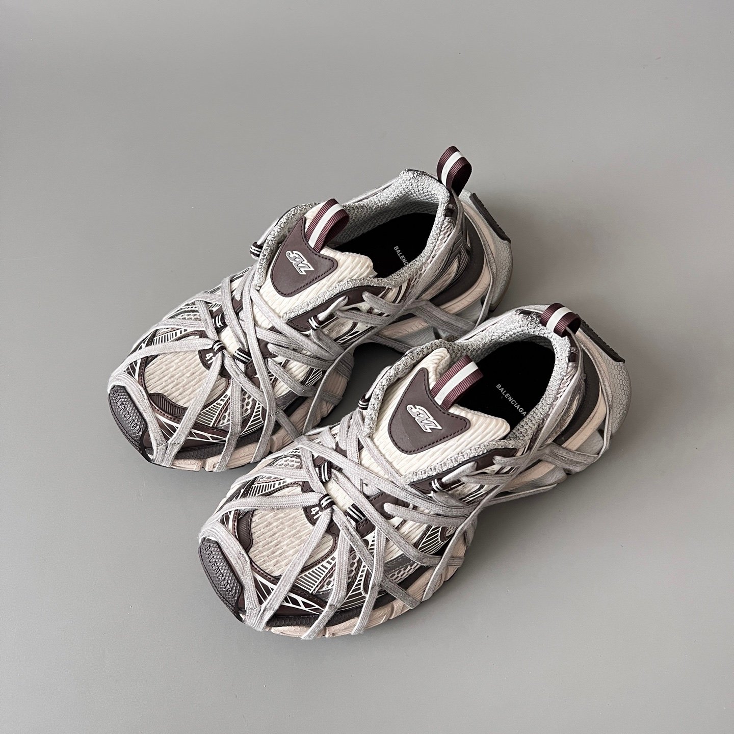 AuroraCustom Balenciaga 3XL Series Mud-Washed Coffee Brown & Alabaster Cream Vintage Distressed Avant-Garde Luxury Multi-Lace Running Trainer (Unisex Edition) - Image 8