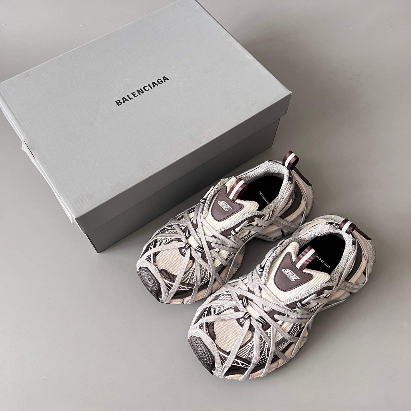 AuroraCustom Balenciaga 3XL Series Mud-Washed Coffee Brown & Alabaster Cream Vintage Distressed Avant-Garde Luxury Multi-Lace Running Trainer (Unisex Edition) - Image 9