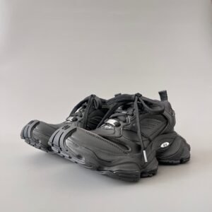 AuroraCustom Balenciaga Cargo Series Triple-Black Stealth Avant-Garde Luxury Chunky Trainer (Unisex Edition)