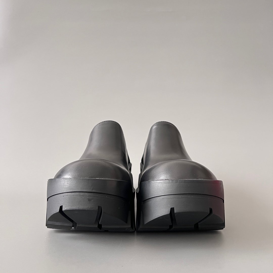 AuroraCustom Balenciaga Bulldozer Series Archival Matte Black Premium Leather Low-Top platform Boots (Men's Edition) - Image 2