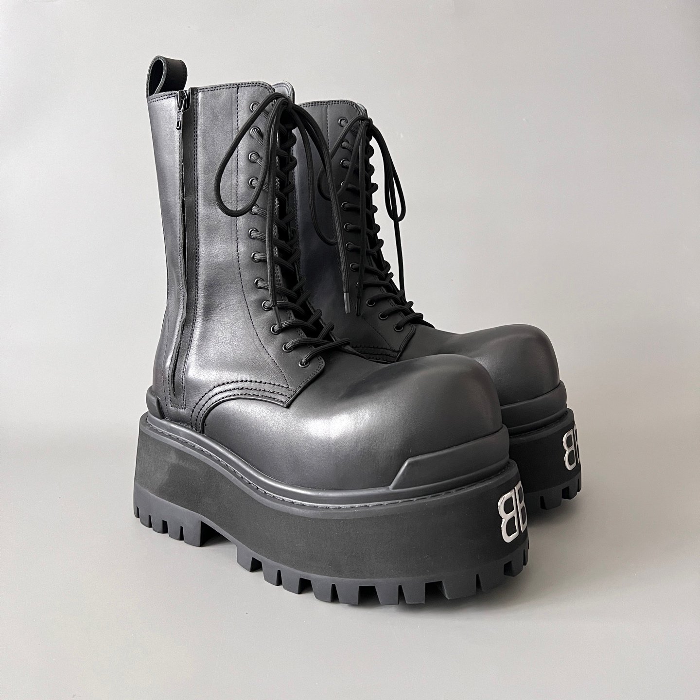 AuroraCustom Balenciaga Giant Series Matte Black Premium Leather High-Shaft Combat Platform Boots (Men's Edition) - Image 3