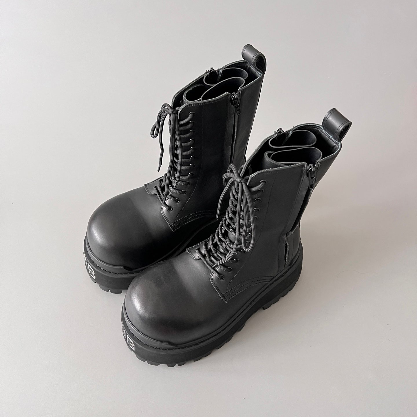 AuroraCustom Balenciaga Giant Series Matte Black Premium Leather High-Shaft Combat Platform Boots (Men's Edition) - Image 8