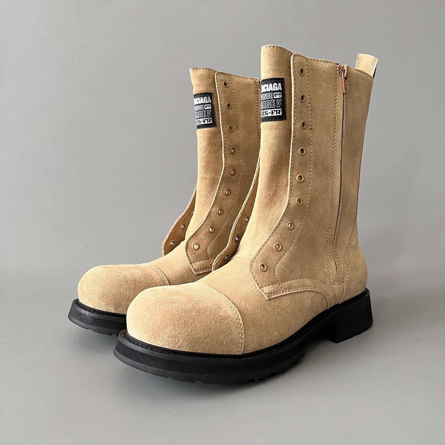 AuroraCustom Balenciaga Combat Series Premium Sand Suede High-Shaft Open-Throat Side-Zip Boots (Men's Edition)