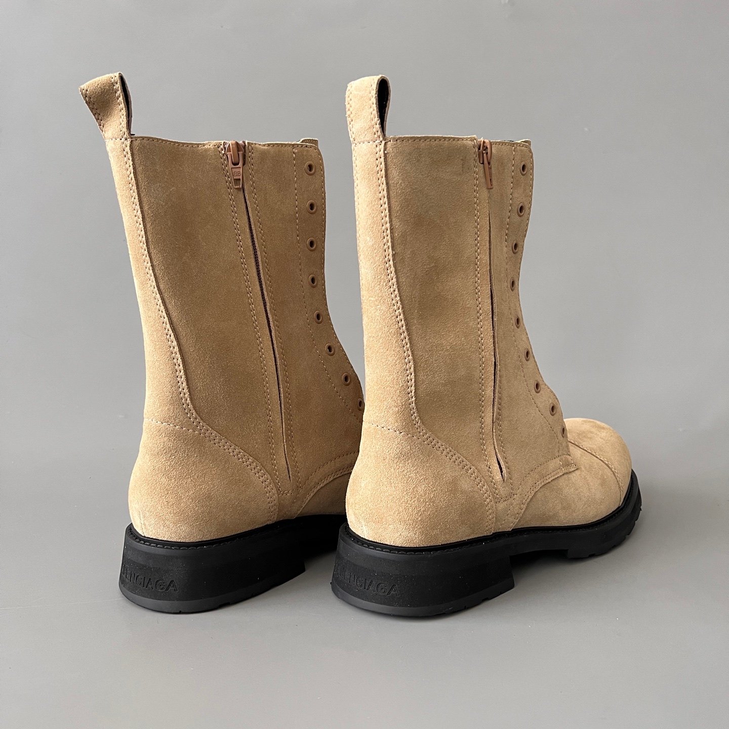 AuroraCustom Balenciaga Combat Series Premium Sand Suede High-Shaft Open-Throat Side-Zip Boots (Men's Edition) - Image 4