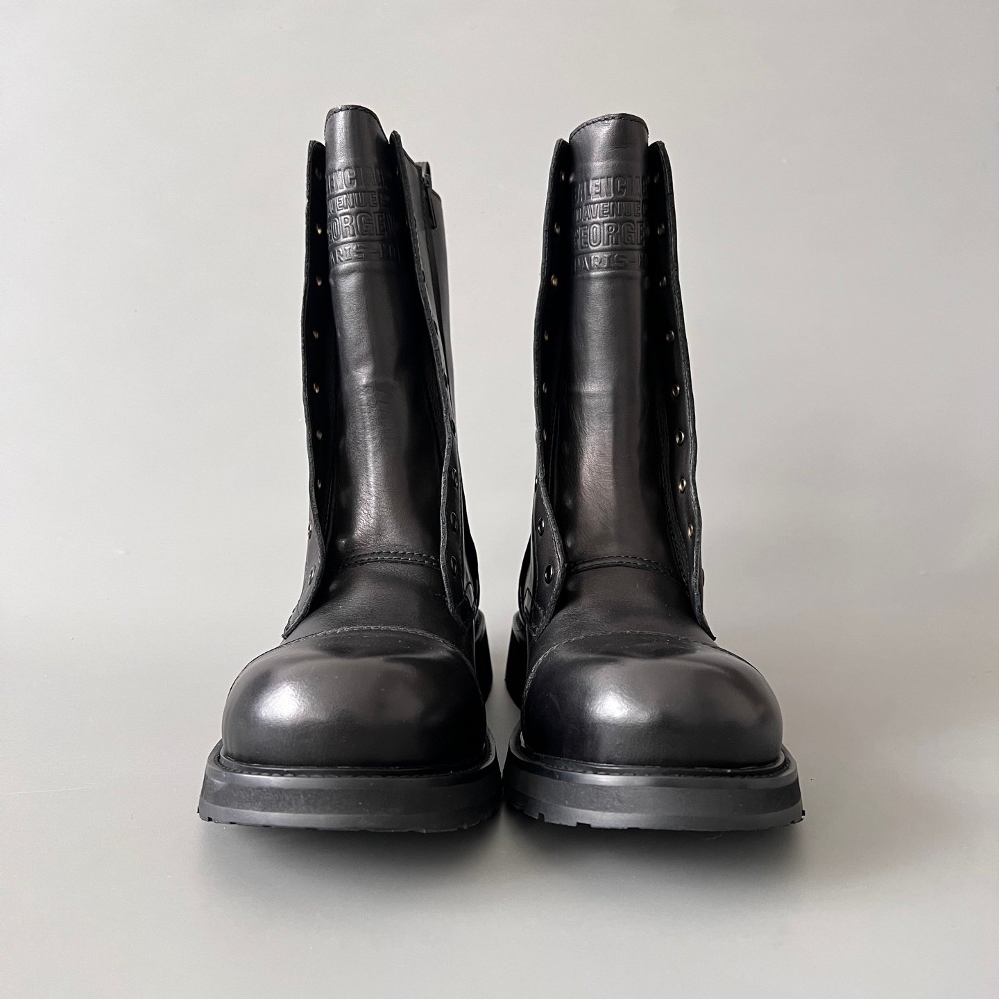 AuroraCustom Balenciaga Combat Series Premium Calfskin High-Shaft Open-Throat Side-Zip Boots (Men's Edition) - Image 2