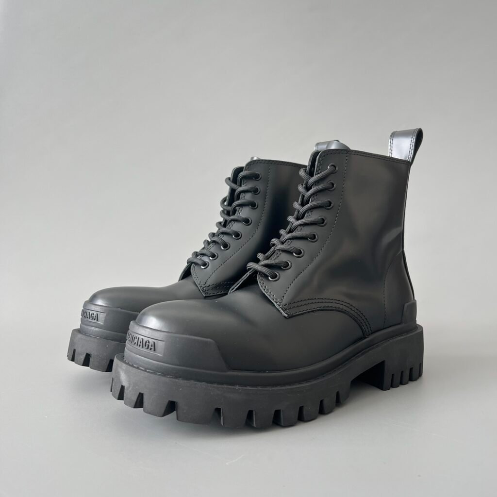 AuroraCustom Balenciaga Strike Series Smooth Calfskin Thick Rubber Platform Combat Boots (Men's Edition)