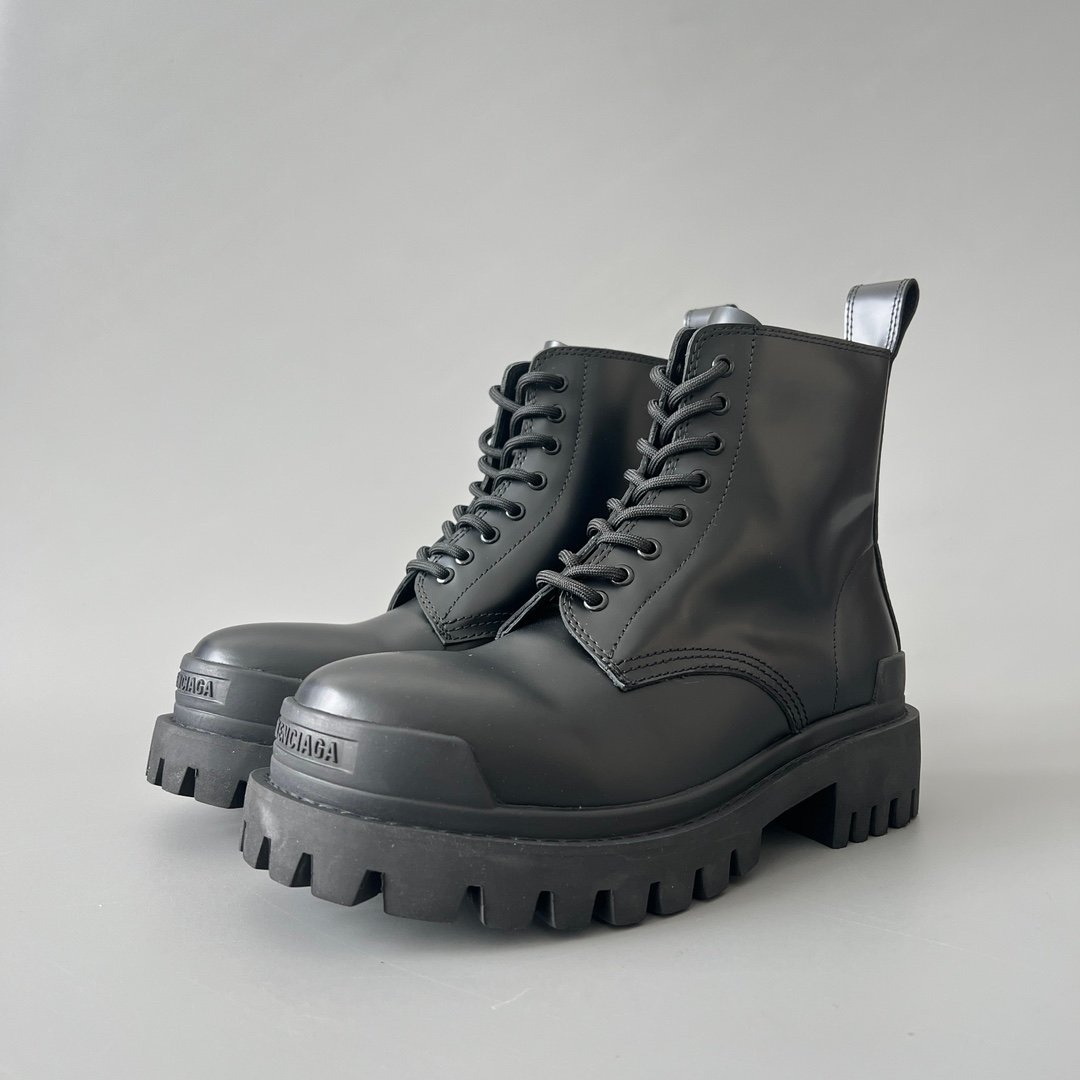 AuroraCustom Balenciaga Strike Series Smooth Calfskin Thick Rubber Platform Combat Boots (Men's Edition)