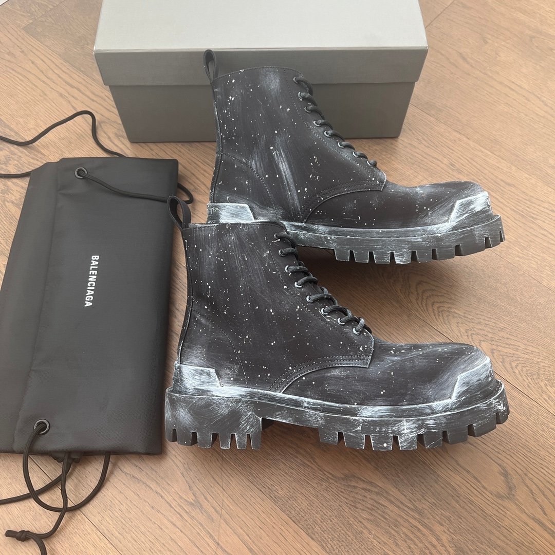 AuroraCustom Balenciaga Strike Series Paint-Splattered Heavily Distressed Combat Canvas Boots (Men's Edition)