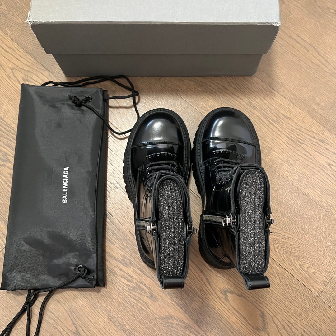 AuroraCustom Balenciaga Tractor Series Semi-Gloss Calfskin Heavy-Platform Side-Zip Combat Lace-Up Boots (Men's Edition) - Image 4