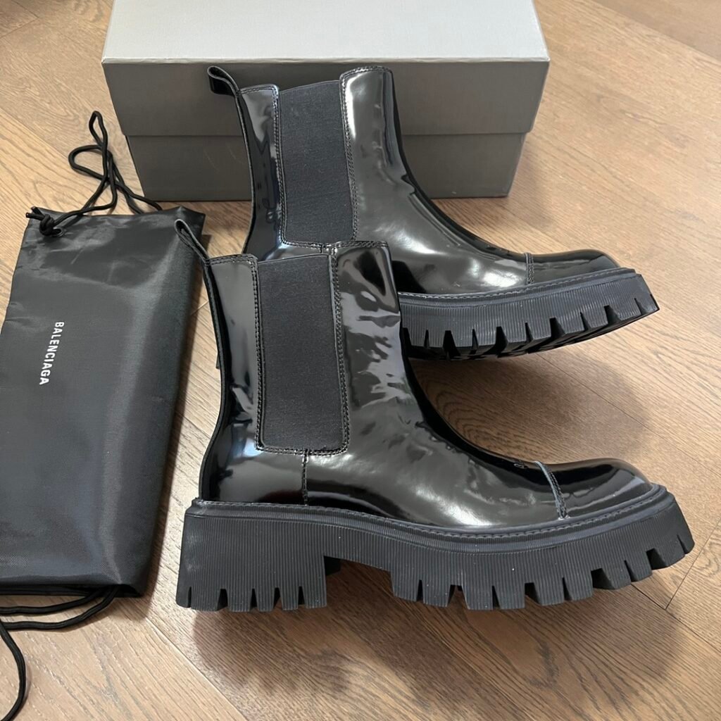 AuroraCustom Balenciaga Tractor Series Semi-Gloss Calfskin Heavy-Platform Chelsea Boots (Men's Edition)