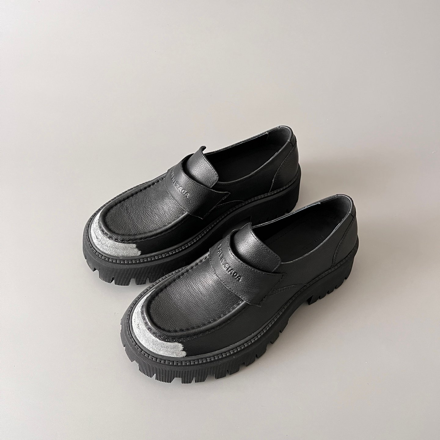 AuroraCustom Balenciaga Tractor Series Matte Grain Leather Distressed Steel-Toe Effect Penny Loafers (Men's Edition) - Image 8