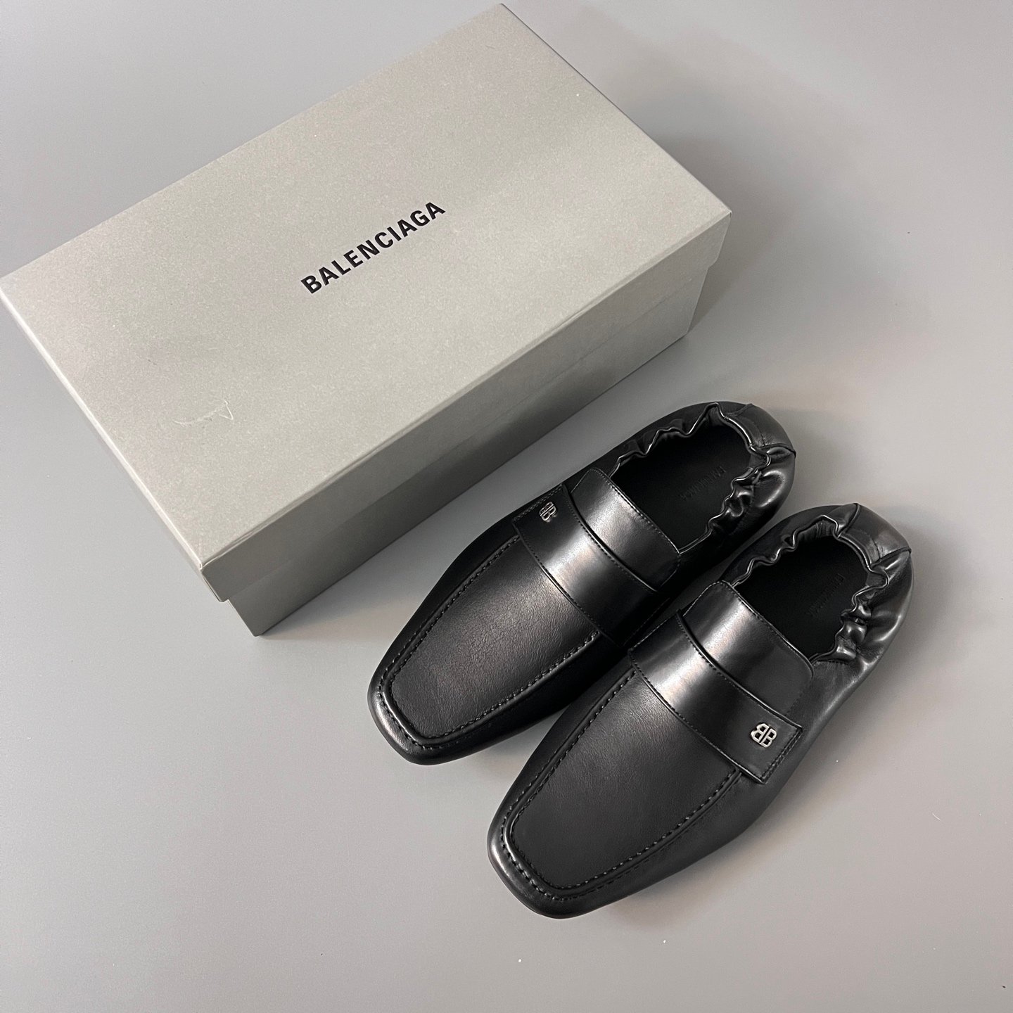 AuroraCustom Balenciaga Palermo Series Supple Goatskin Square-Toe BB-Hardware Babouche Loafers (Men's Edition) - Image 9