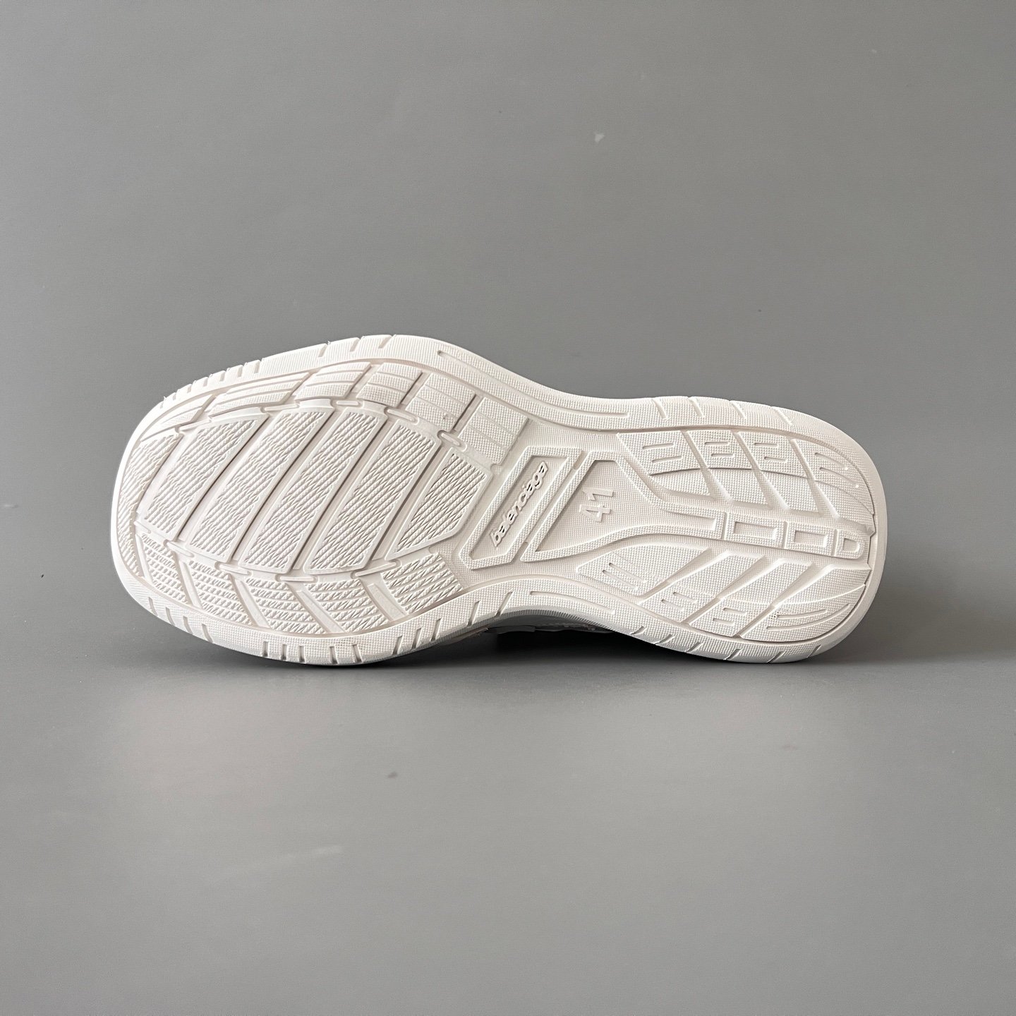 AuroraCustom Balenciaga Hamptons Series Vintage White & Slate Grey with Red Script Lifestyle Sneaker (Unisex Edition) - Image 6